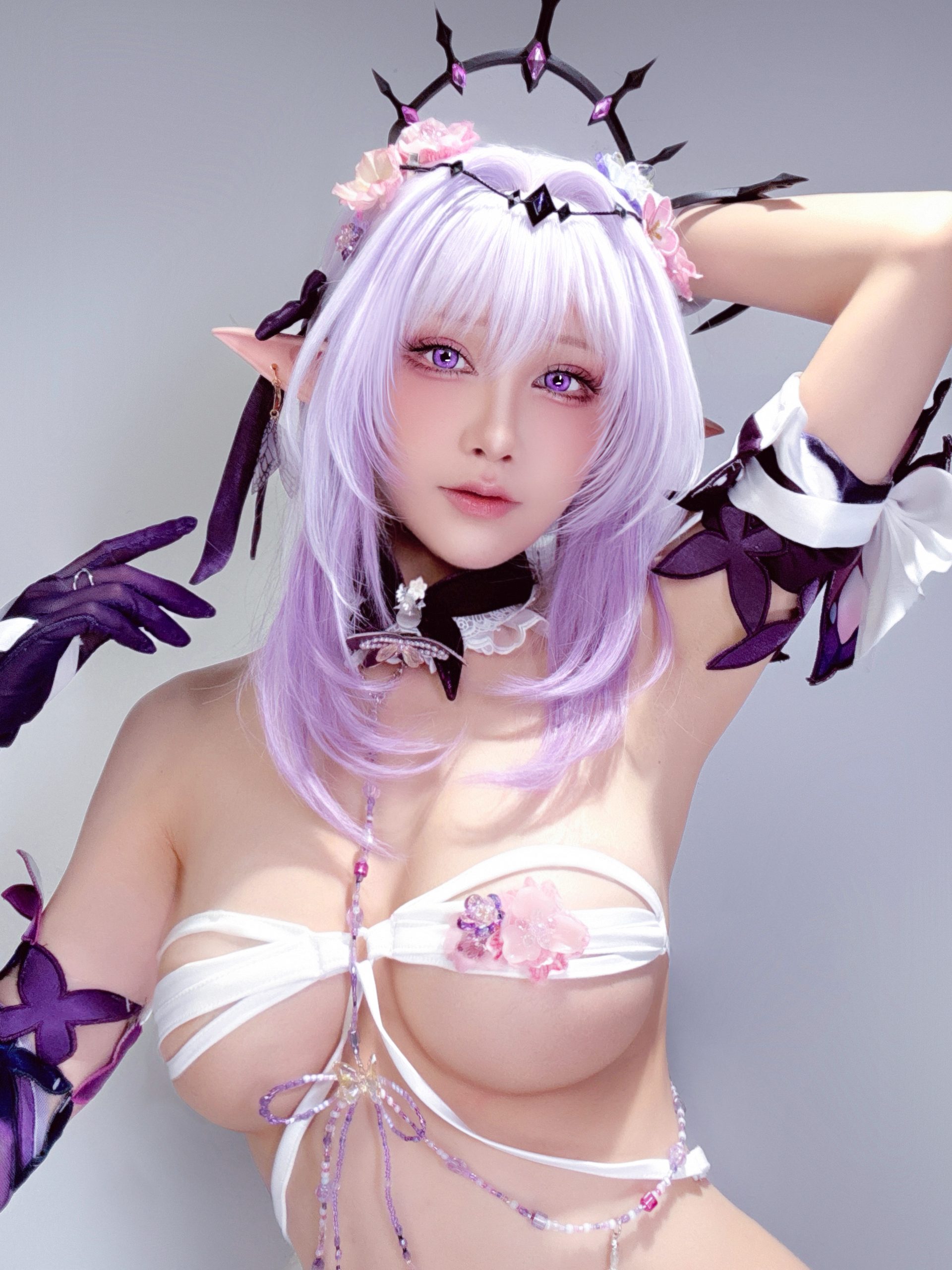 ��������ܽ¶����˹��ˮ��Aqua