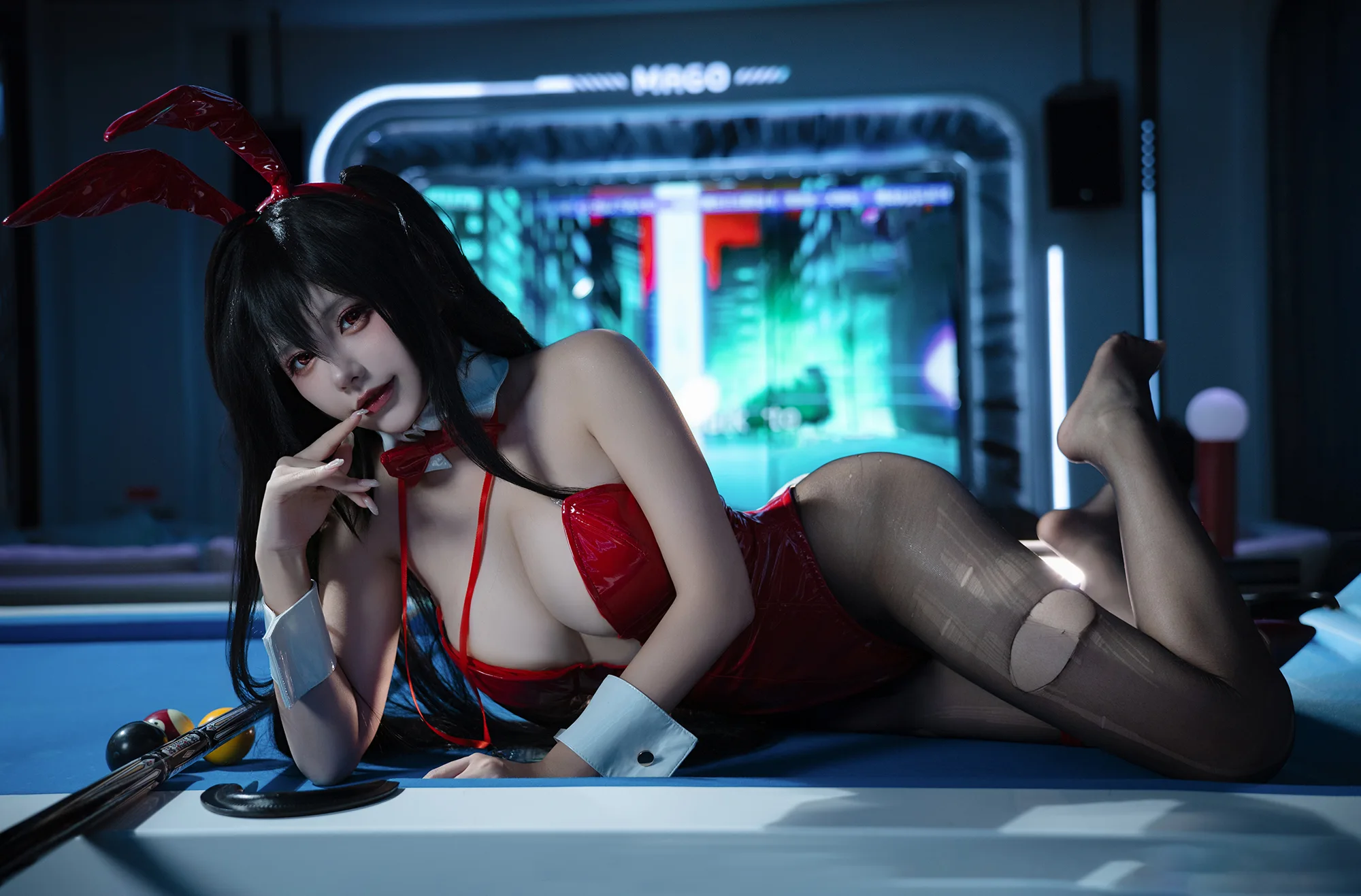 ��һֻ������ �����Ů��