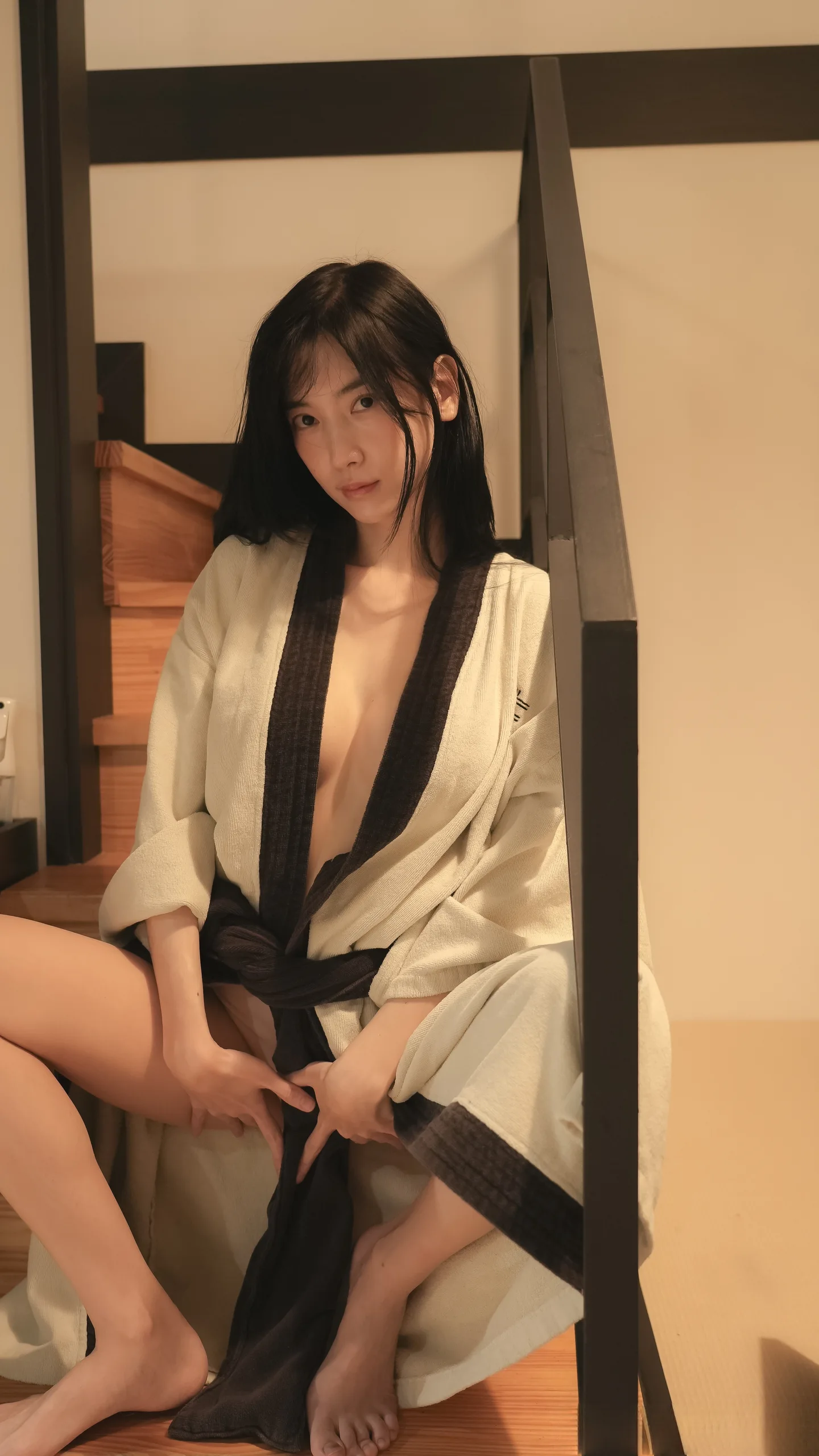 Leezy 이지 NO.008 2025��02��