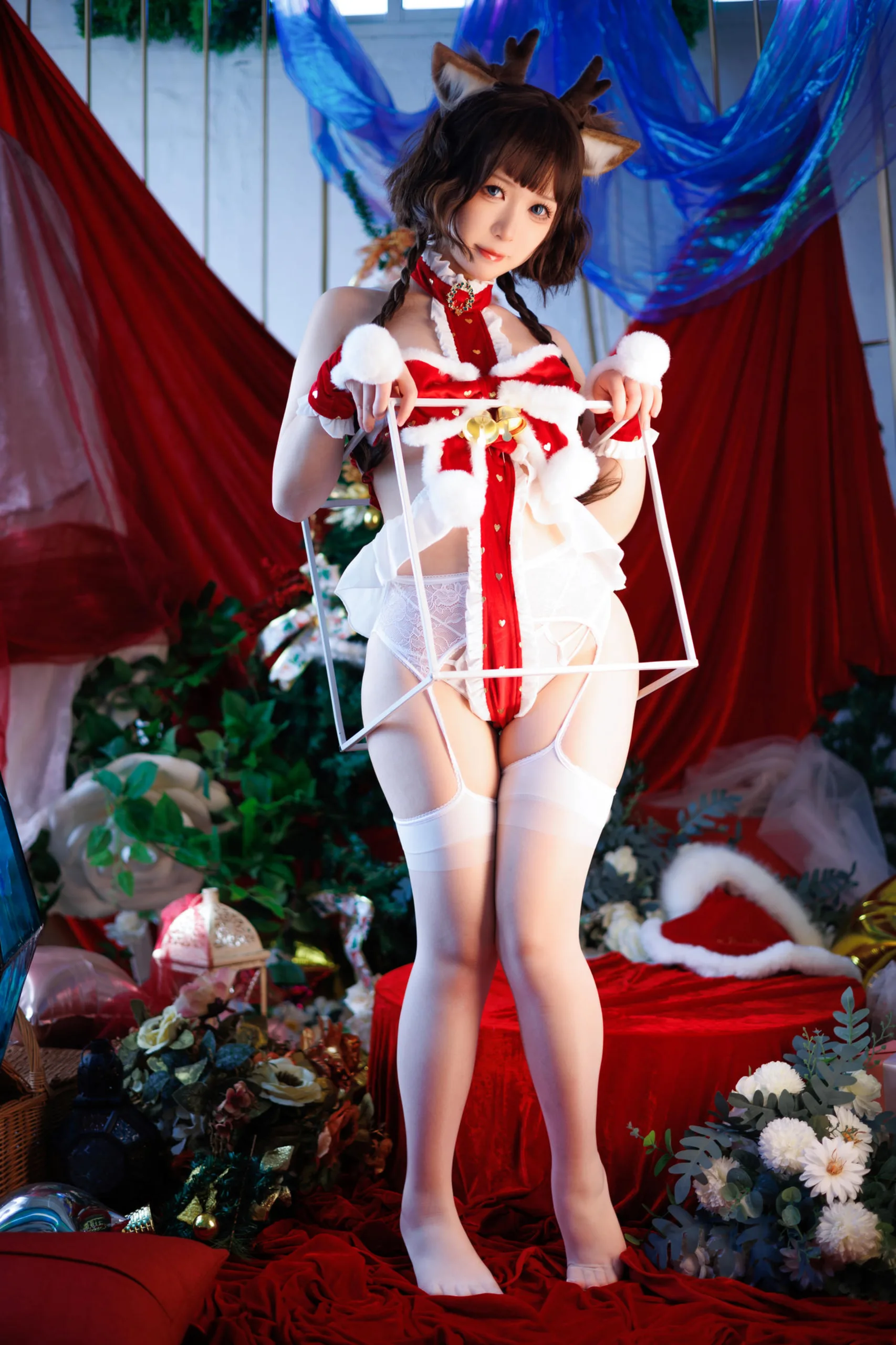ӣ�佴w ʥ��С¹