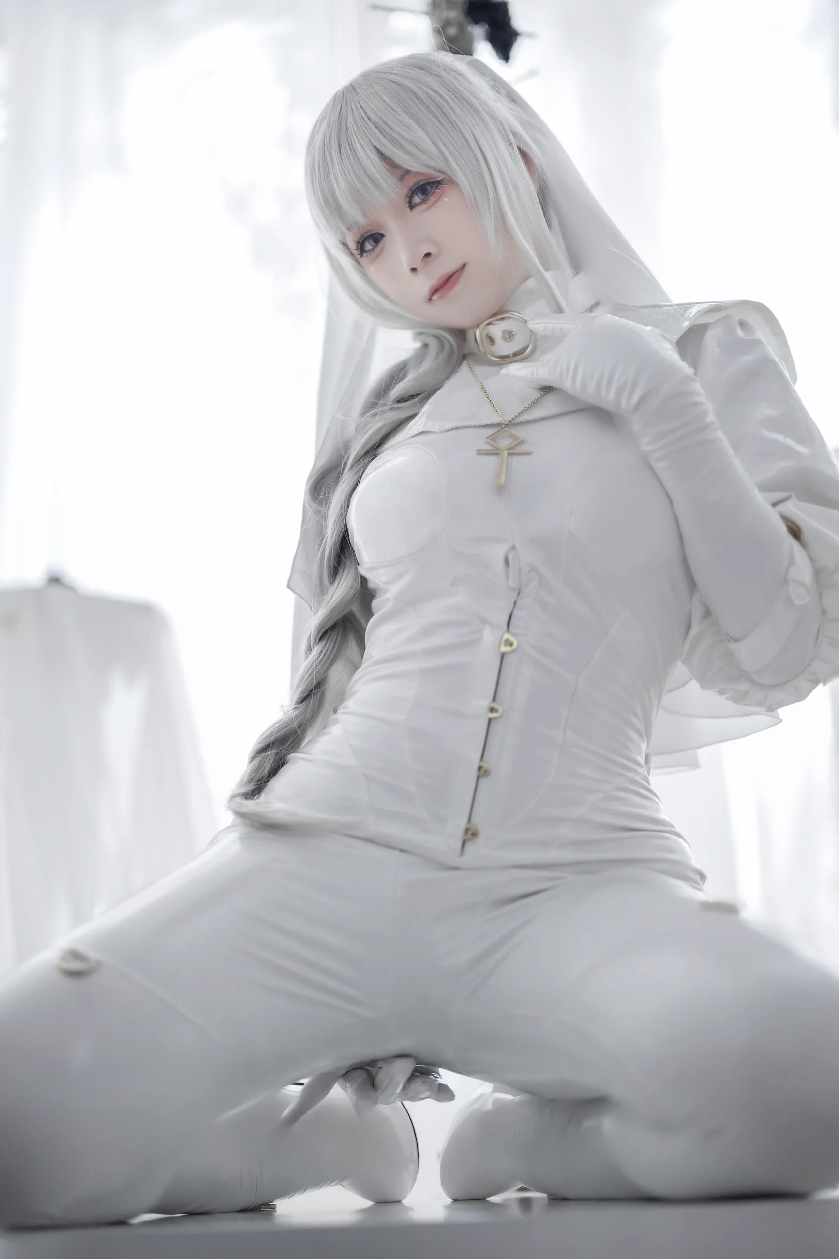 ӣ�佴w ������Ů
